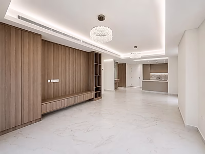 Move-In Ready | High-End Renovation | Prime 2 BR - Porto Arabia