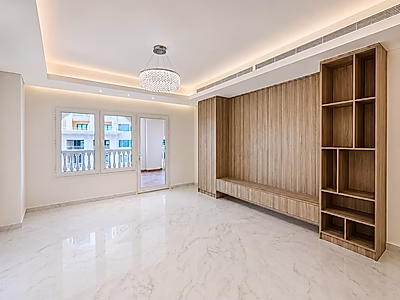 Move-In Ready | High-End Renovation | Prime 2 BR - Porto Arabia