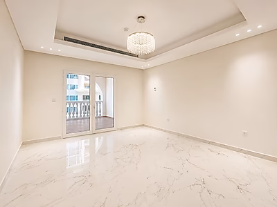 Move-In Ready | High-End Renovation | Prime 2 BR - Porto Arabia