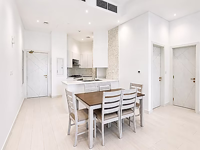 MODERN 1BR WITH POOL - BOULEVARD VIEW