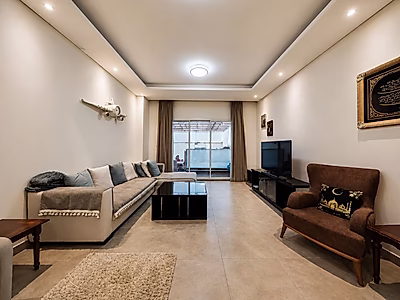 Spacious 2-Bedroom Apartment with Private Pool & Outdoor Kitchen