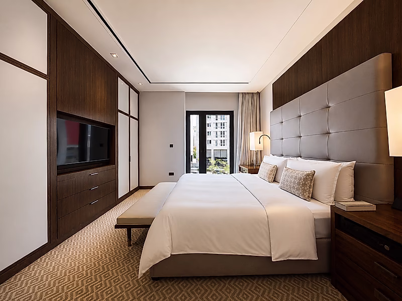 LUXURIOUS 2-BEDROOM + STUDY WITH PREMIUM FINISHES - Photo 7