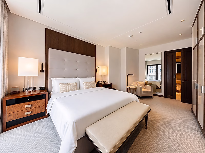 LUXURIOUS 2-BEDROOM + STUDY WITH PREMIUM FINISHES - Photo 12