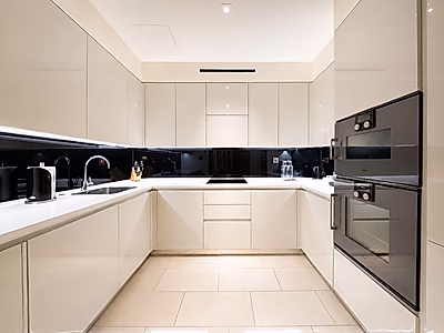 LUXURIOUS 2-BEDROOM + STUDY WITH PREMIUM FINISHES