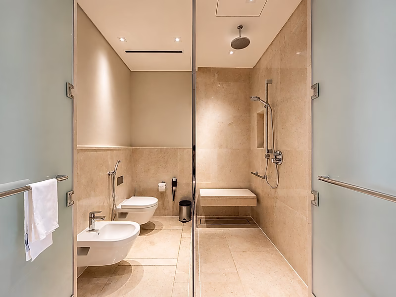 LUXURIOUS 2-BEDROOM + STUDY WITH PREMIUM FINISHES - Photo 17