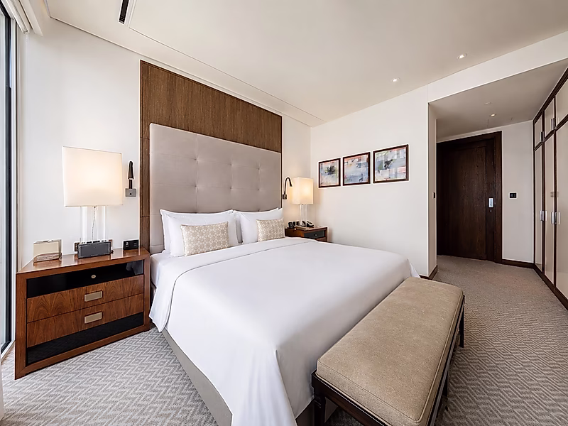 ELEGANTLY STYLED! 2-BEDS WITH COZY AMBIANCE - Photo 6