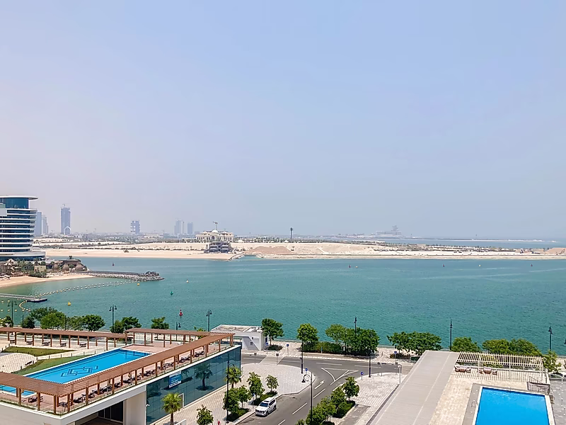 Chic Urban Retreat | Prime City Views - Photo 2