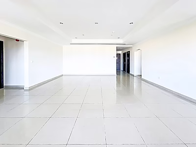 3-Bedroom Semi-Furnished Apartment for Rent in Porto Arabia