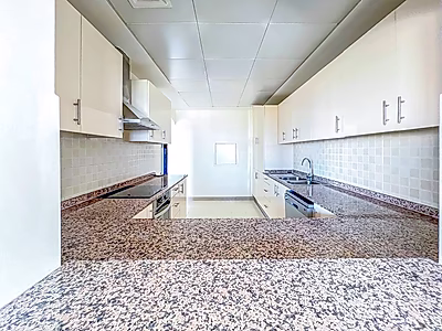 3-Bedroom Semi-Furnished Apartment for Rent in Porto Arabia