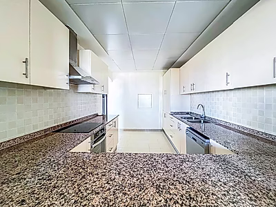 3-Bedroom Semi-Furnished Apartment for Rent in Porto Arabia