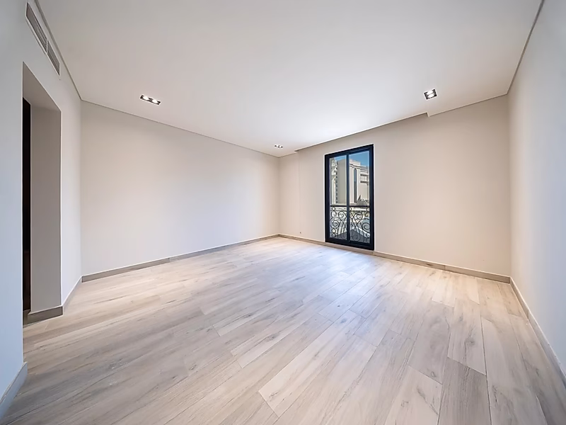 BRAND NEW! 1-BEDROOM BILLS INCLUDED - Photo 3