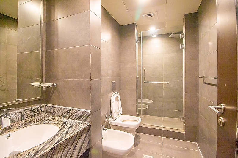 BILLS IN! FURNISHED COZY STUDIO IN PORTO - Photo 8