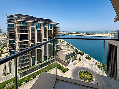 Unique 2-Bedroom Penthouse with Stunning Double-Height Ceilings