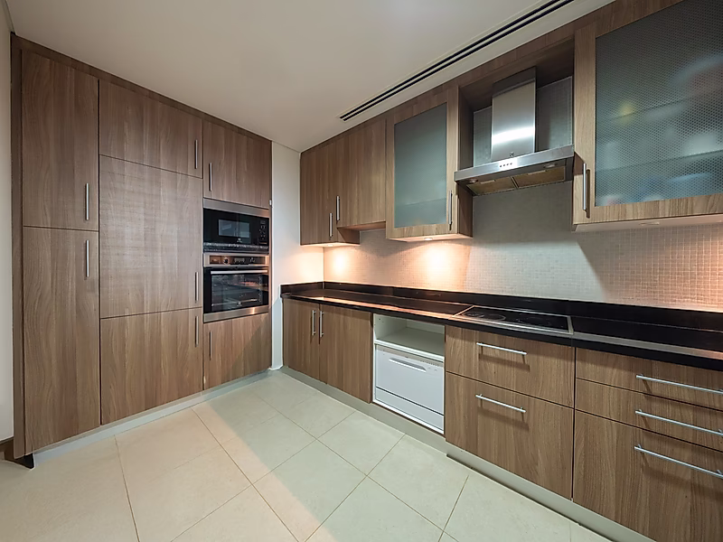 Fully-Furnished 1BR | Beachfront Living | Immediate Rental Income - Photo 8