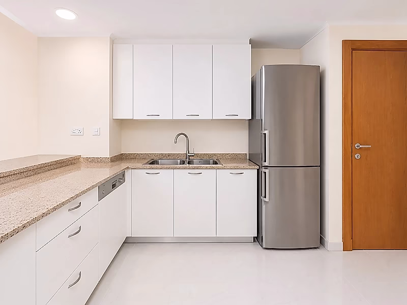 Elegant  Marina view 2BR Townhouse | Modern Living - Photo 4
