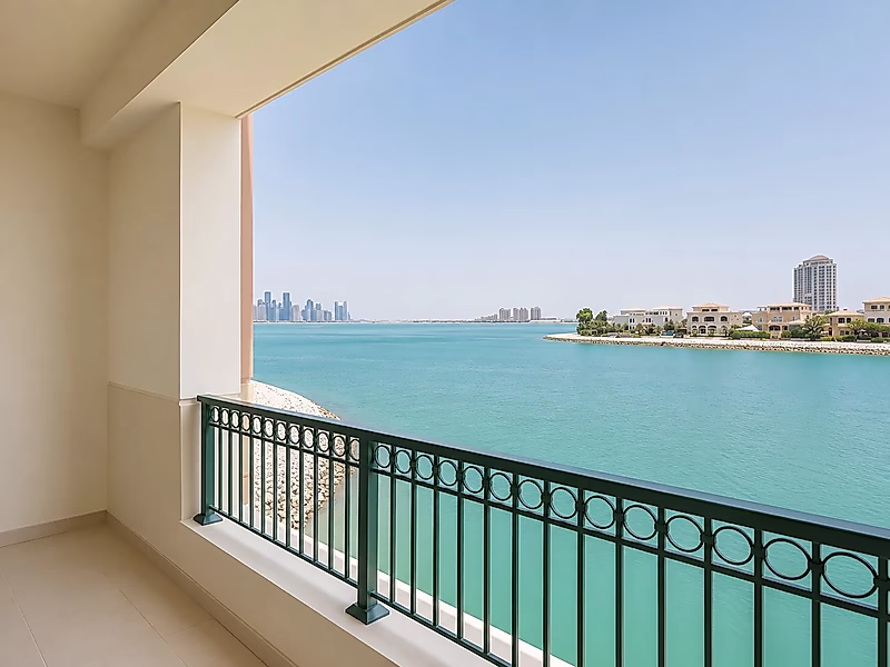 Elegant  Marina view 2BR Townhouse | Modern Living - Photo 7