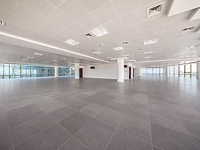 130m² Elite Semi-fitted Business space with Stunning Sea views