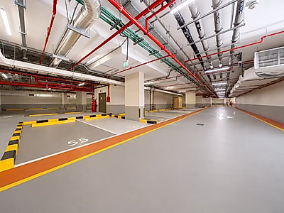 130m² Elite Semi-fitted Business space with Stunning Sea views