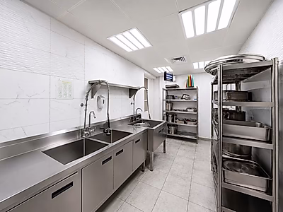 Restaurant, Cafe & Shisha Lounge For Sale In Doha