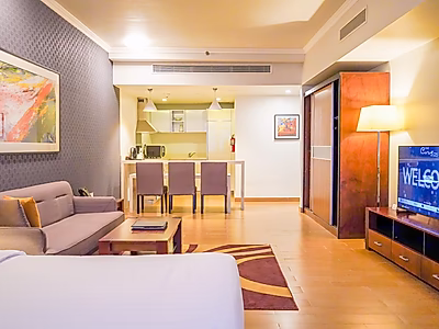SHORT TERM STUDIO! 2 + 1 MONTH FREE PRORATED | WESTBAY