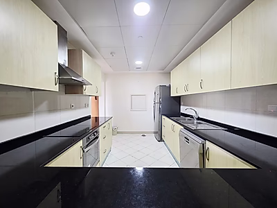 Fully Furnished 2-Bedroom Apartment – Porto Arabia with Marina-View Balcony