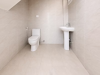 Brand New Warehouse/Garage in Abu Saleel for rent