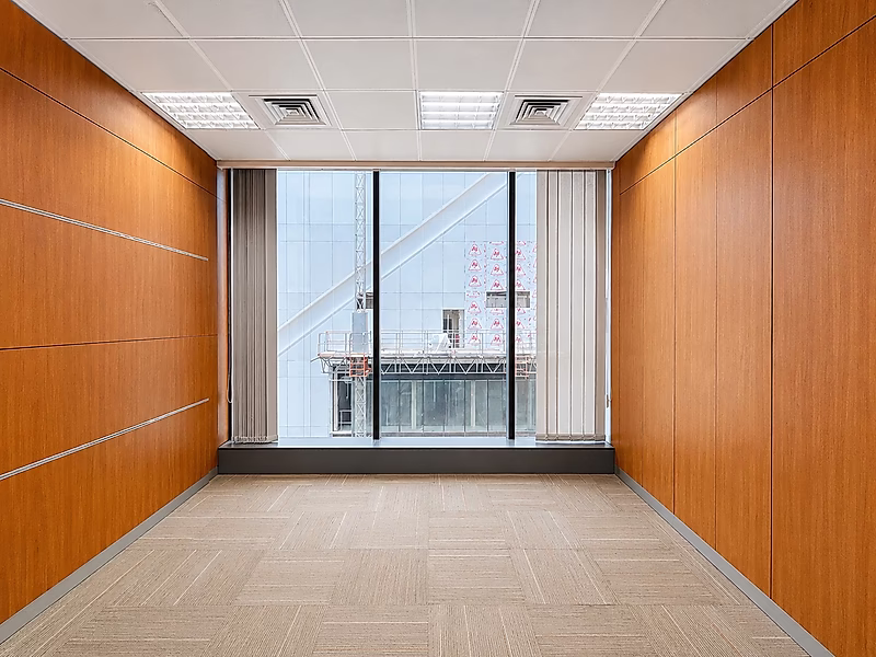 Spacious 450 SQMOffice With Sea View | West Bay - Photo 7