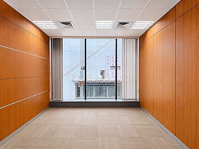 Spacious 450 SQMOffice With Sea View | West Bay