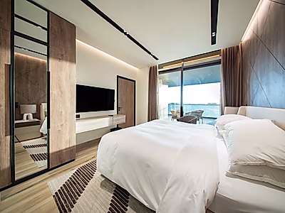 EXCLUSIVE DEAL! LUXURY SERVICED APARTMENT | LIMITED-TIME OFFER!