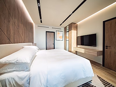 EXCLUSIVE DEAL! LUXURY SERVICED APARTMENT | LIMITED-TIME OFFER!