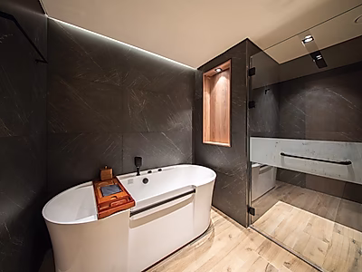 EXCLUSIVE DEAL! LUXURY SERVICED APARTMENT | LIMITED-TIME OFFER!