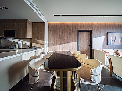 EXCLUSIVE DEAL! LUXURY SERVICED APARTMENT | LIMITED-TIME OFFER!