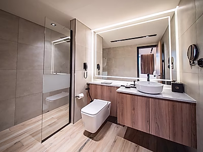 EXCLUSIVE DEAL! LUXURY SERVICED APARTMENT | LIMITED-TIME OFFER!