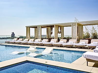 EXCLUSIVE DEAL! LUXURY SERVICED APARTMENT | LIMITED-TIME OFFER!