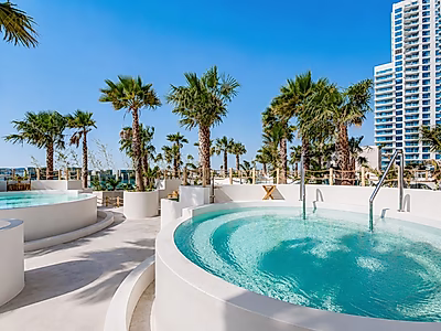 EXCLUSIVE DEAL! LUXURY SERVICED APARTMENT | LIMITED-TIME OFFER!
