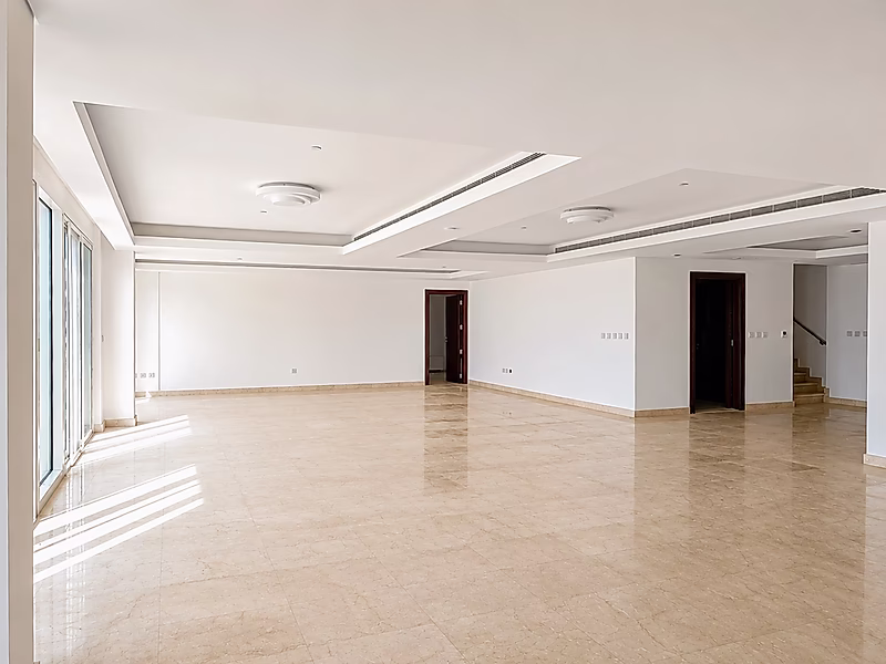 LUXURY PENTHOUSE WITH HUGE TERRACE & CITY VIEW - Photo 3
