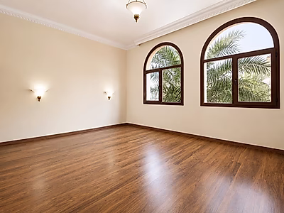 EXCEPTIONAL DESIGN 5BR+MAID SOPHISTICATED VILLA