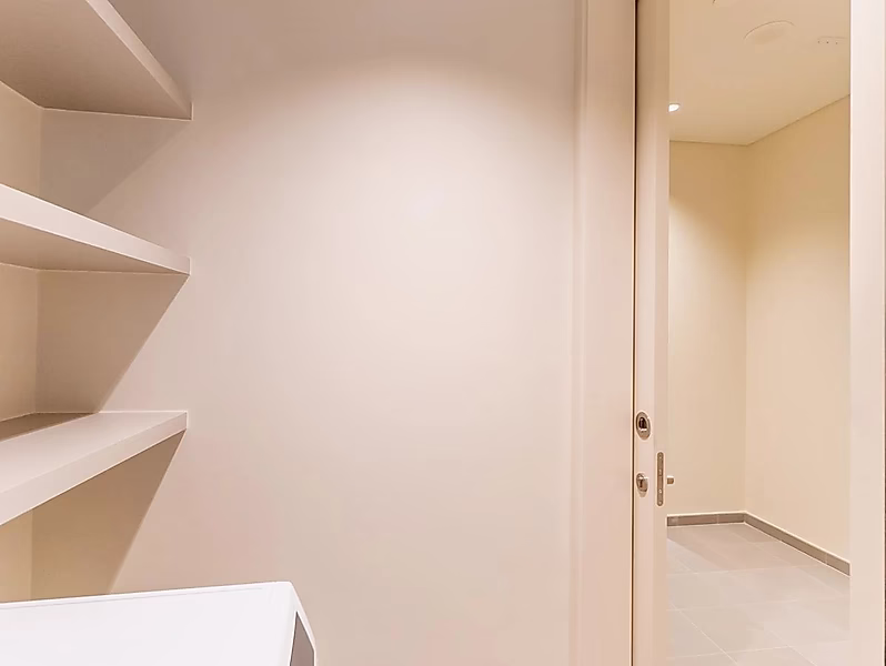 INVEST IN LUSAIL'S PREMIER SEA VIEW 2BR HOME - Photo 4