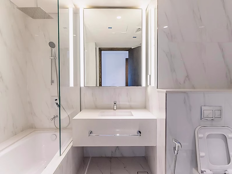INVEST IN LUSAIL'S PREMIER SEA VIEW 2BR HOME - Photo 12