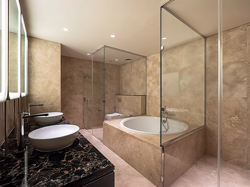 Luxury 4 Bedroom+maid Sea View Penthouse | with 6 years payment plan - Photo 10
