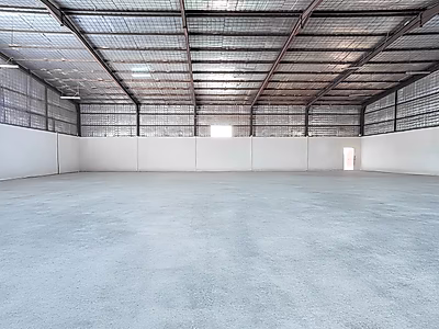 General Storage Warehouse for Rent in Industrial Area