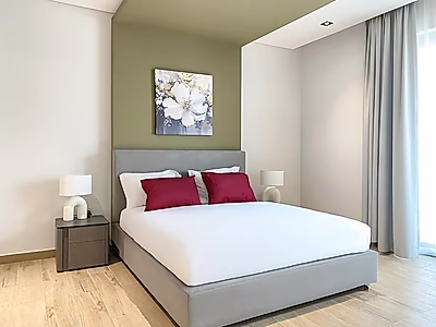 Modern Marina Retreat | Comfort, Style & Stunning Views