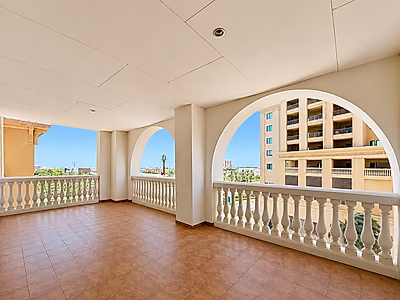 SPACIOUS SF 1 BEDROOM APARTMENT PORTO ARABIA