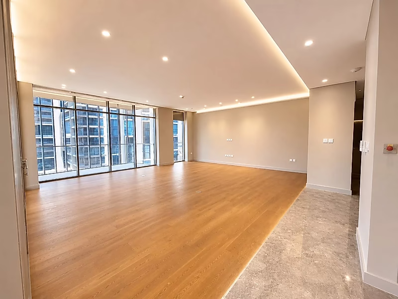 Ready to Move In | Freehold Property | Flexible Payment Plan Available - Photo 3
