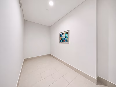 SPACIOUS 1BR OFFICE WITH BEACH ACCESS
