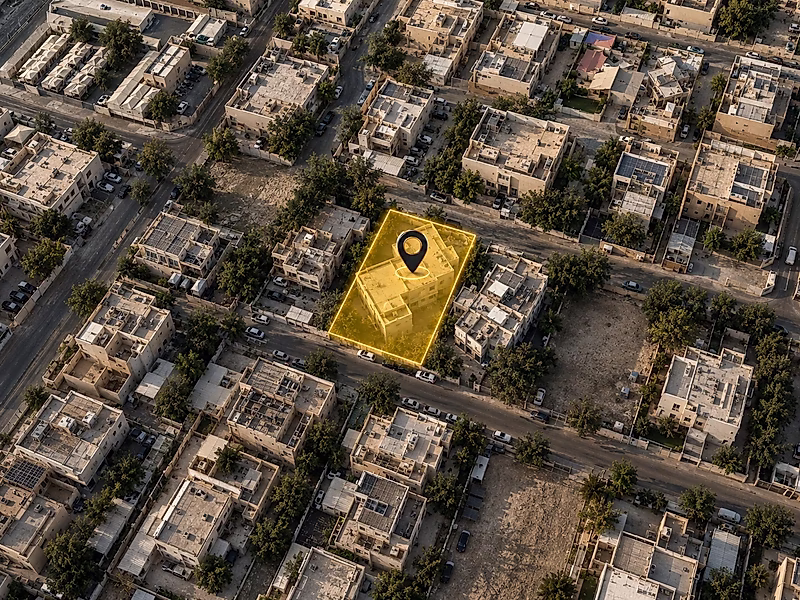 Prime Residential Land for Sale in Hazm Al Markhiya – 884 SQM - Photo 5