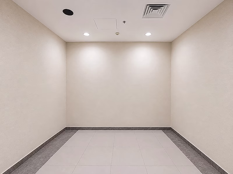 Large Beauty Salon for Lease | C-Ring Road - Photo 2