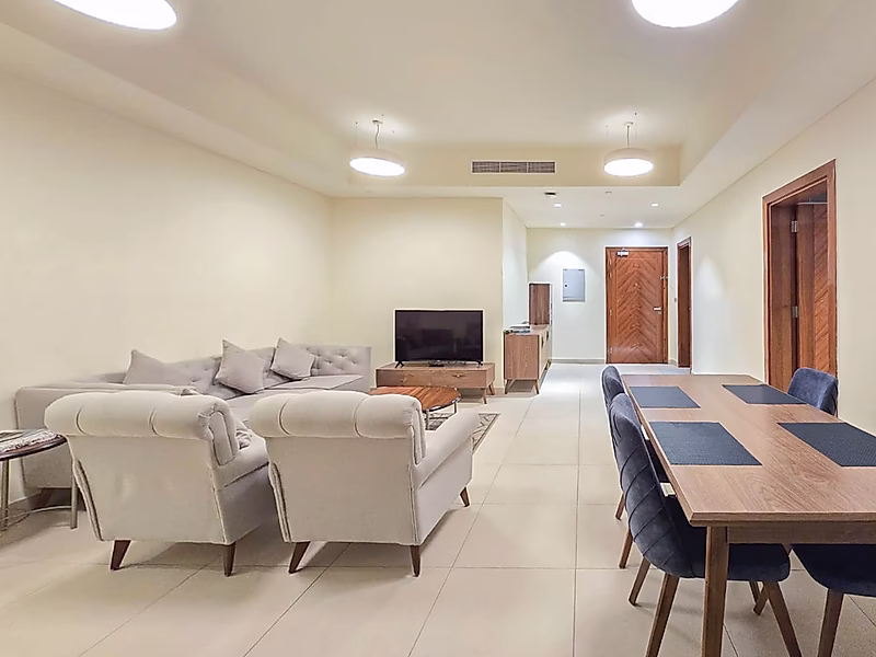 Stylish 3BR Oasis with Luxe Finishes - Photo 1