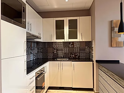 STYLISH 1 BEDROOM APARTMENT READY TO MOVE IN