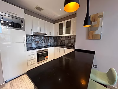 STYLISH 1 BEDROOM APARTMENT READY TO MOVE IN